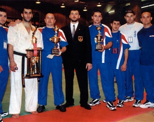 Архивы. «Открытый Кубок Америк-2002» по киокушинкай