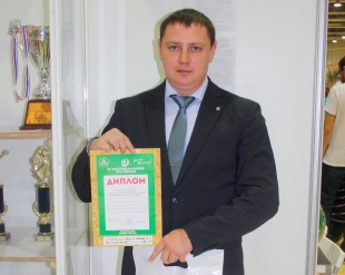 Олег Захаров лауреат "Креативных решений"