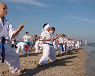 "Азовские коты" проводят правильные выходные