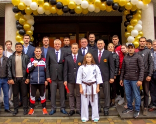Шихан Александр Ипатов принял участие в открытии нового зала в Екатеринбурге